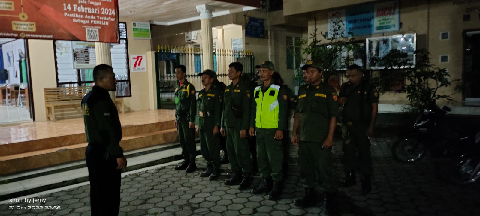 Patroli Siaga Oleh Satlimnas Hargorejo